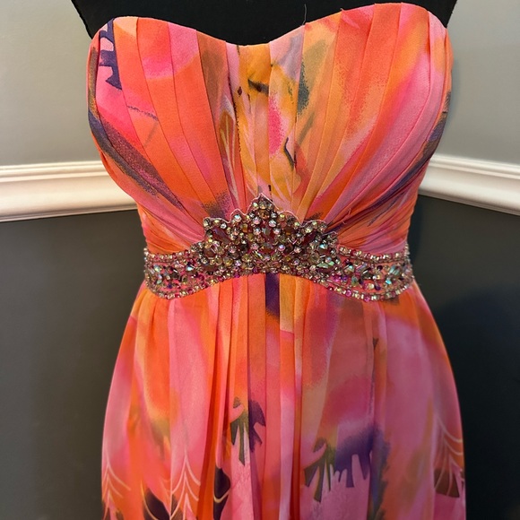 Beaded waist band colorful Wedding or prom dress - Picture 3 of 12